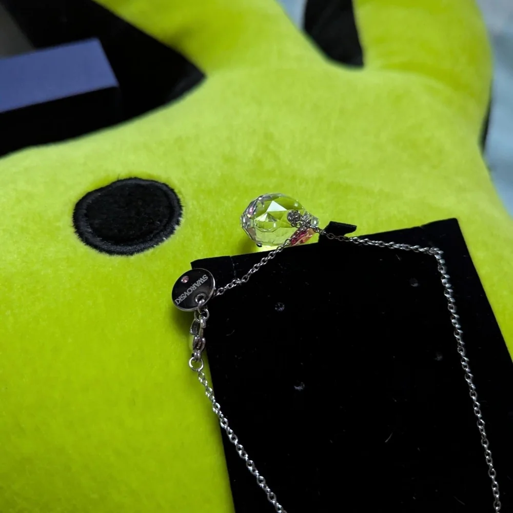 Hello Kitty X Swarovski Necklace Kitty Head Clear Pink Bow - Picture 2 of 8